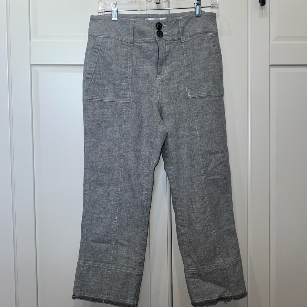 Aventura Light Gray Wide-Leg Cropped Capris